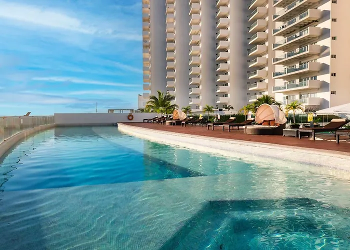 Romantic hotels Suites Malecon Cancun